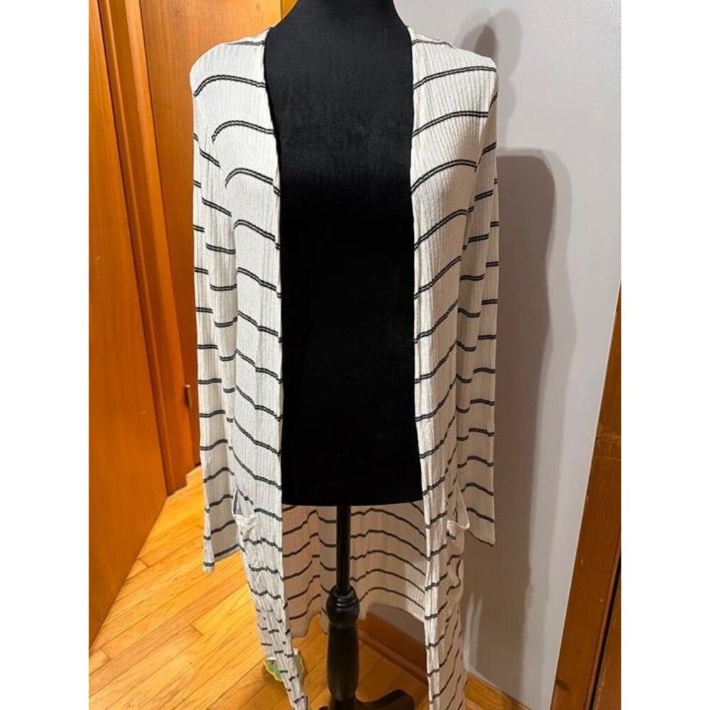 Daytrip Women’s Cardigan